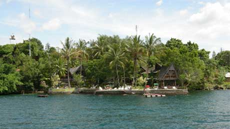 Carolina beach, Lake Toba
